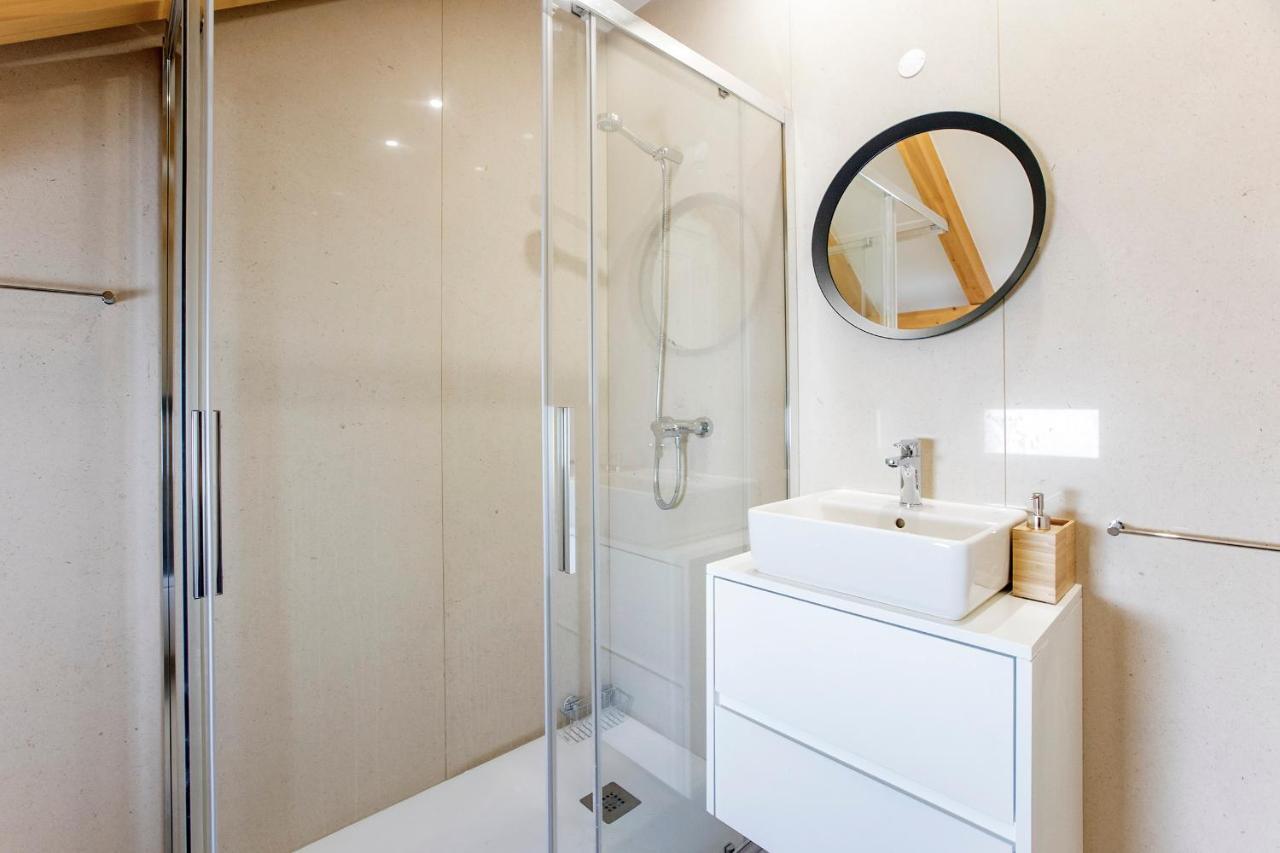 Bright 3Br Flat W/ Ac In City Center By Lovelystay Porto Zewnętrze zdjęcie